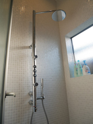 Shower01